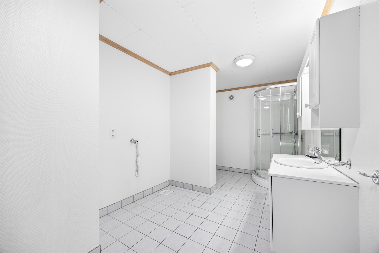 Bad/vaskerom i leiligheten. Galleribilde