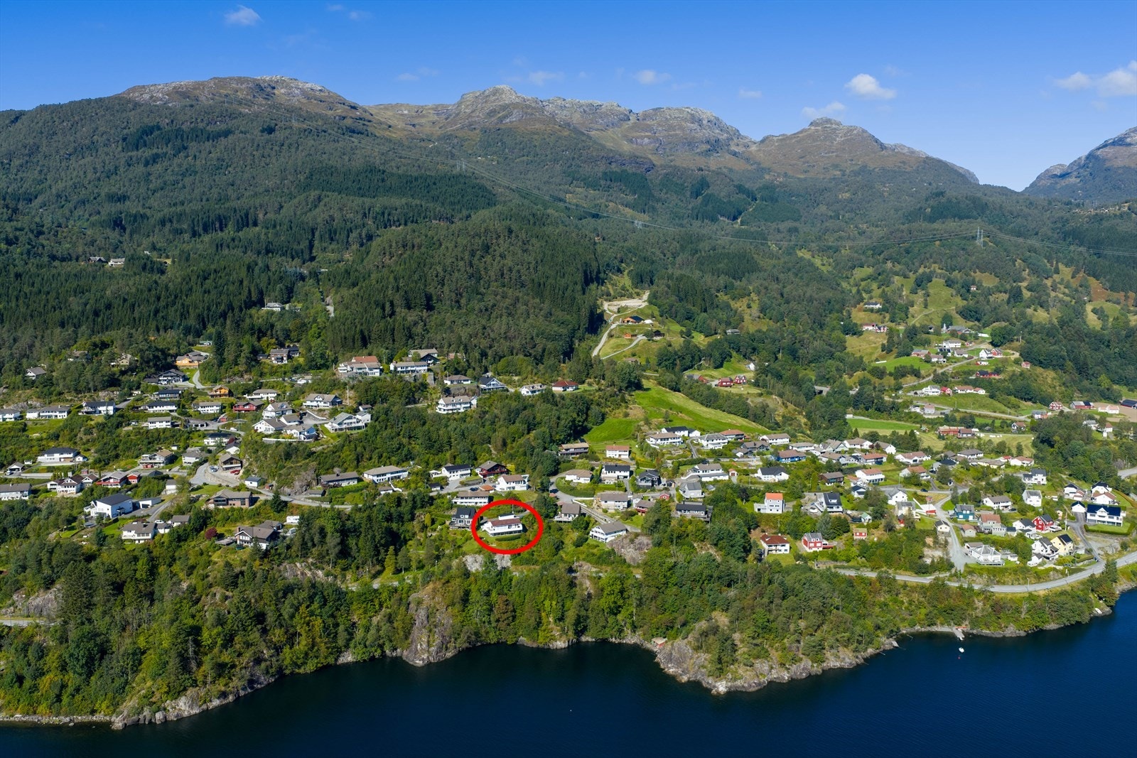 Oversikt Saudasjøen - merket bolig Galleribilde
