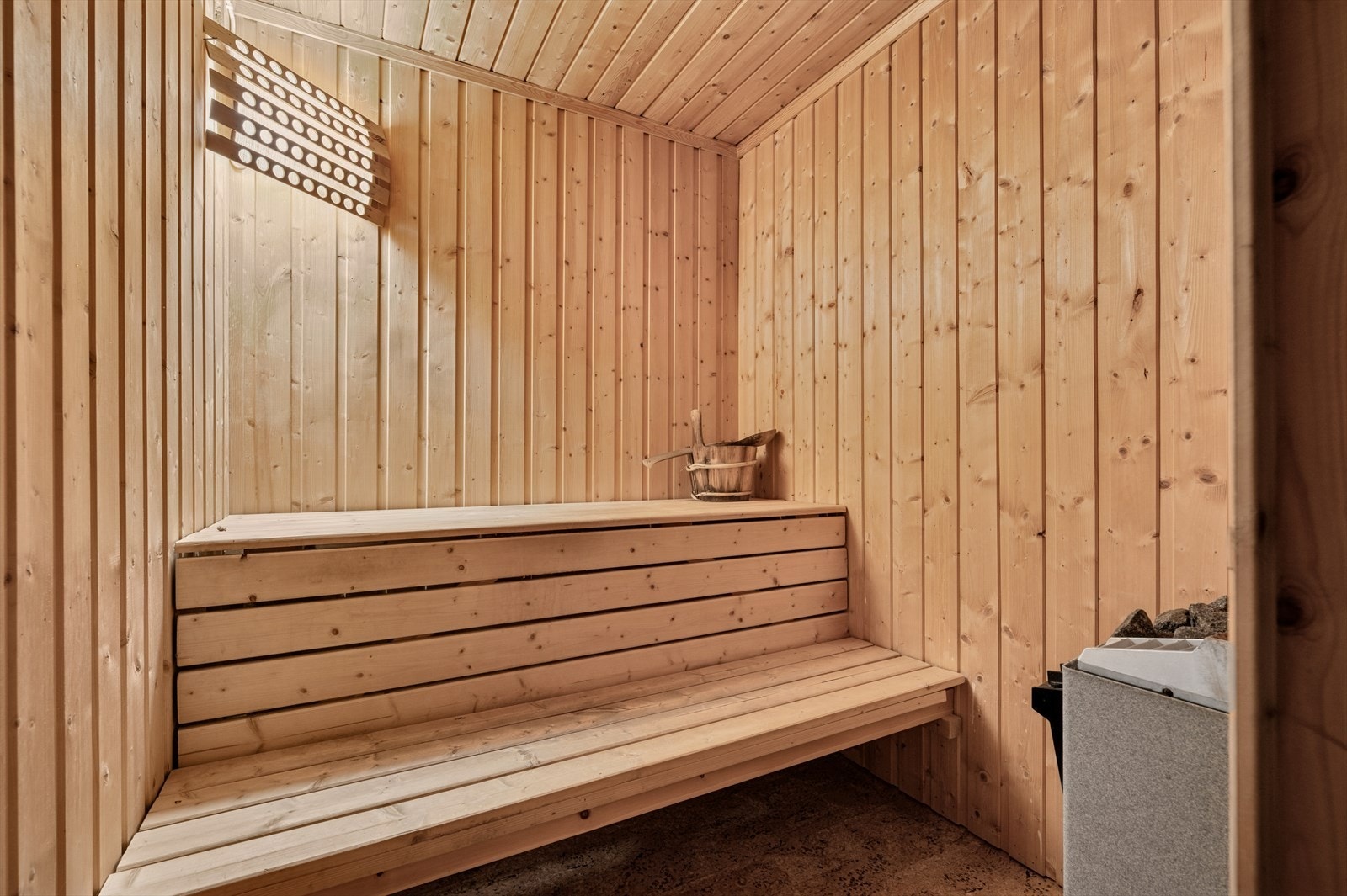 Badstue. NB! Ikke omsøkt eller godkjent til dagens bruk. Galleribilde