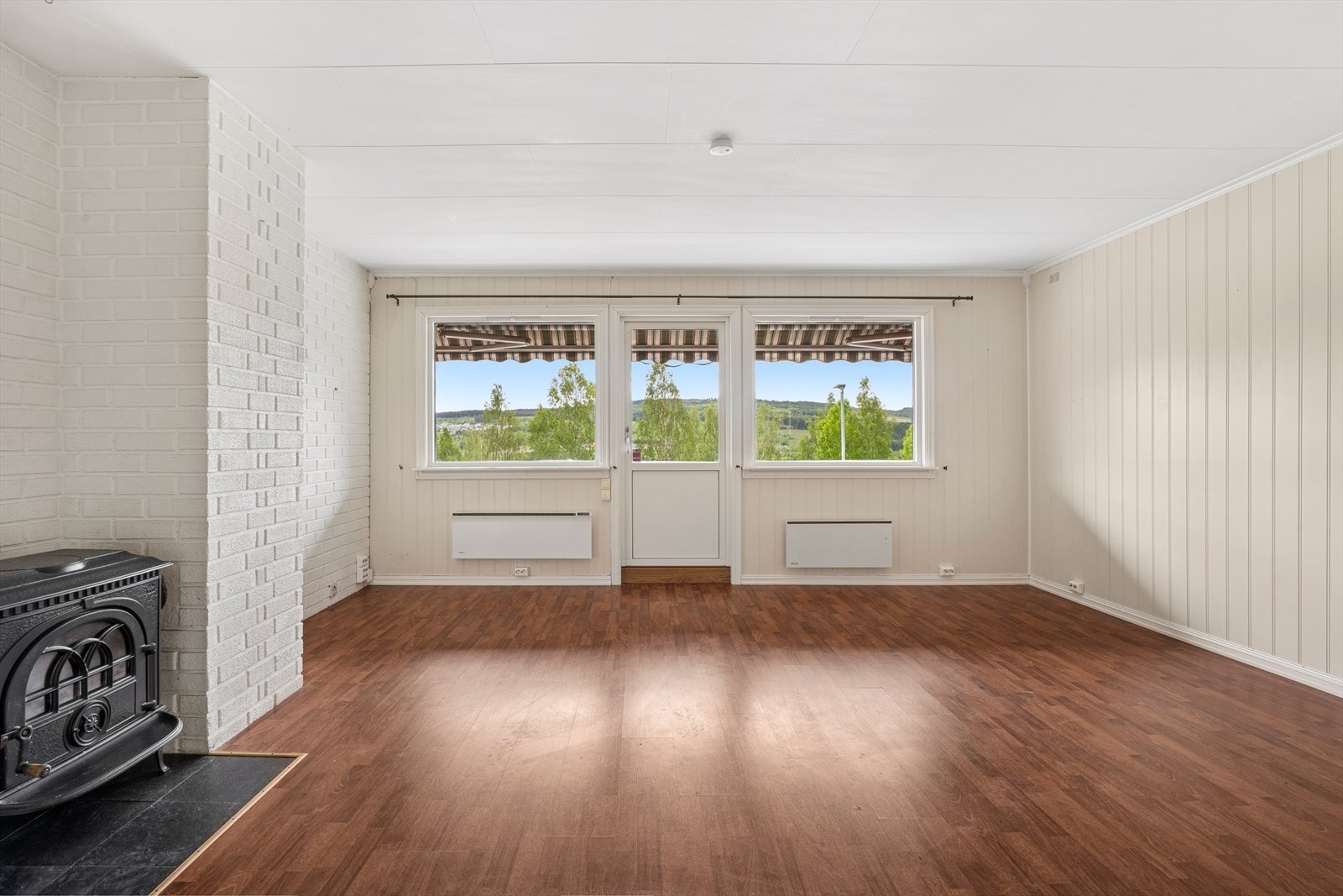 Leiligheten har en god gjennomgående planløsning med romslige oppholdsrom. Galleribilde