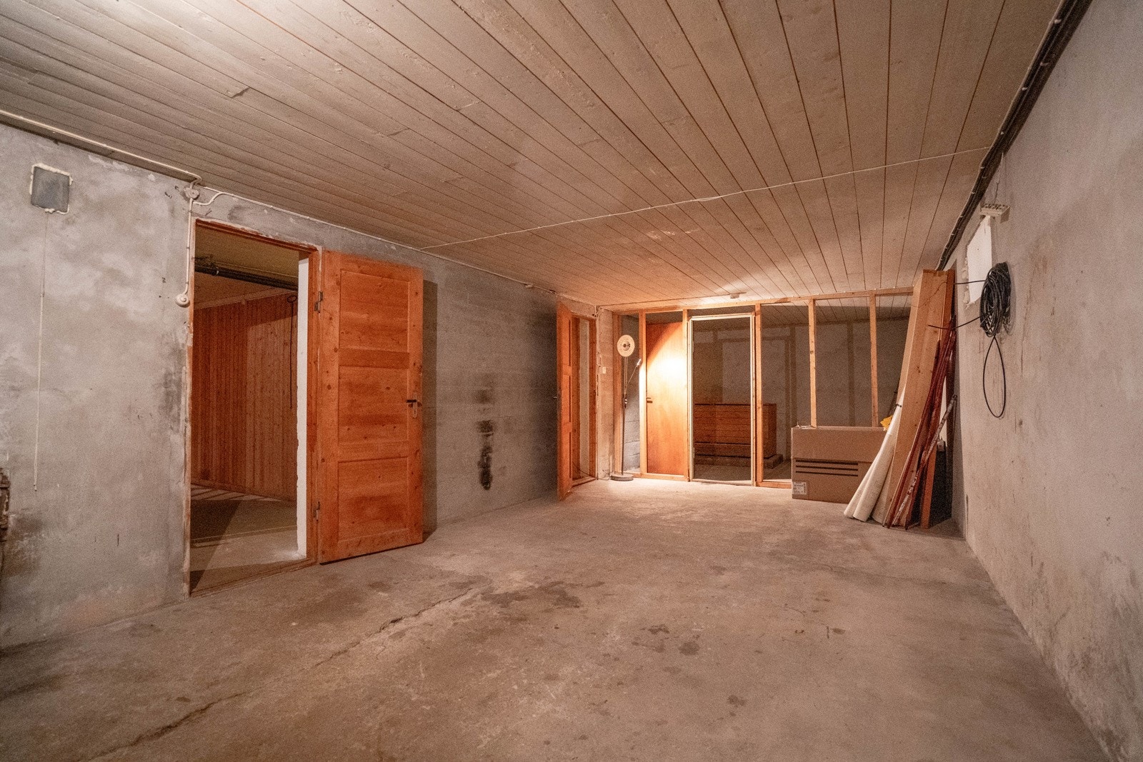 Kjellerrom Galleribilde