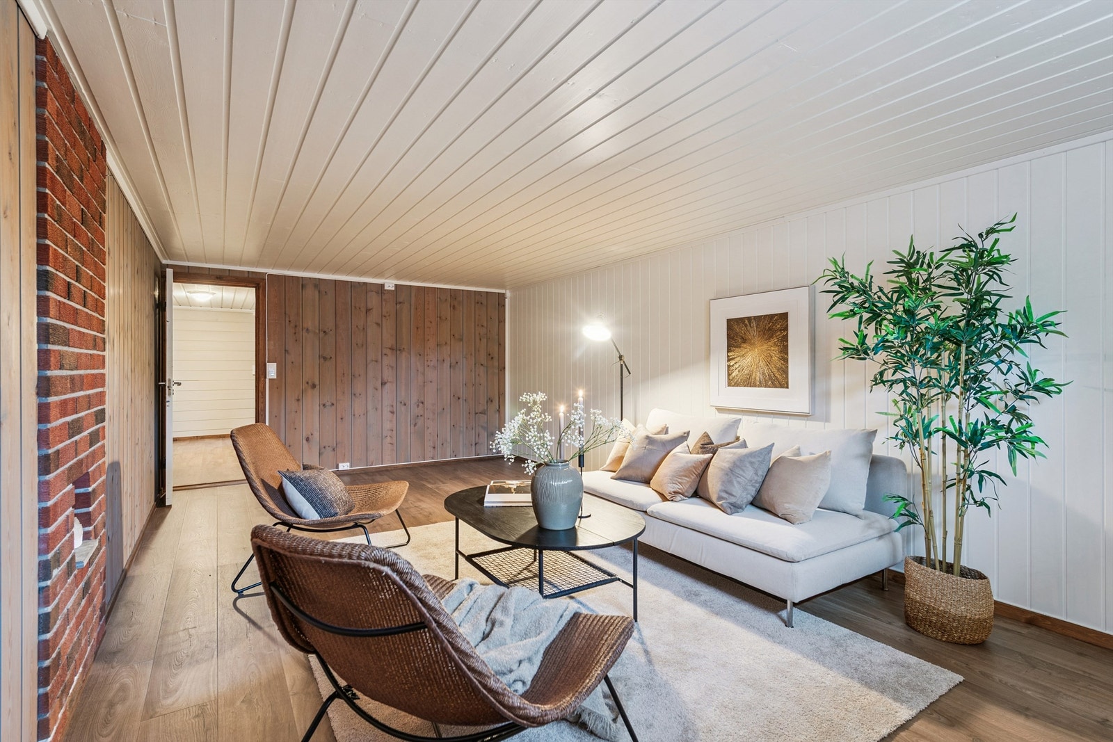 Kjellerstuen gir ekstra oppholdsrom for barn og unge. Rommet er ikke omsøkt og er ikke godkjent for varig opphold. Galleribilde