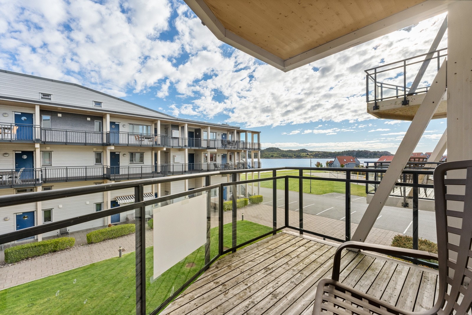 Leiligheten ligger i ytterste bygg med flott utsikt! Galleribilde