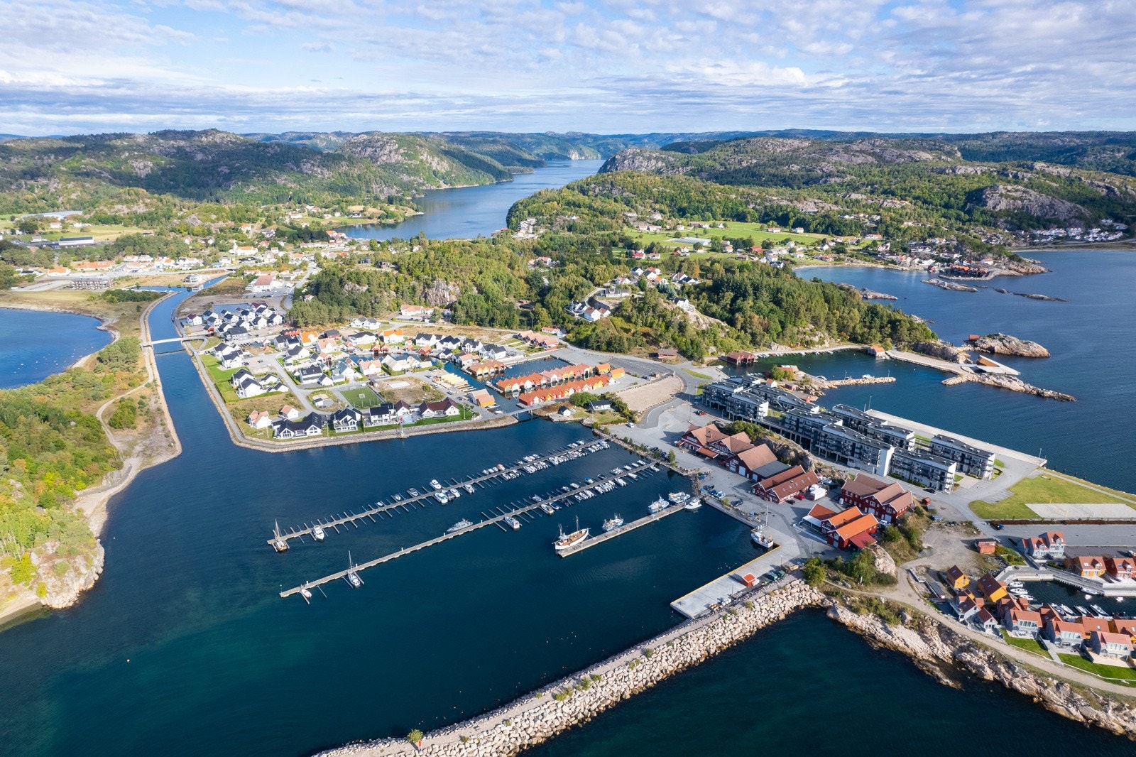 Muligheter for leie av båtplasser like ved hotellet Galleribilde