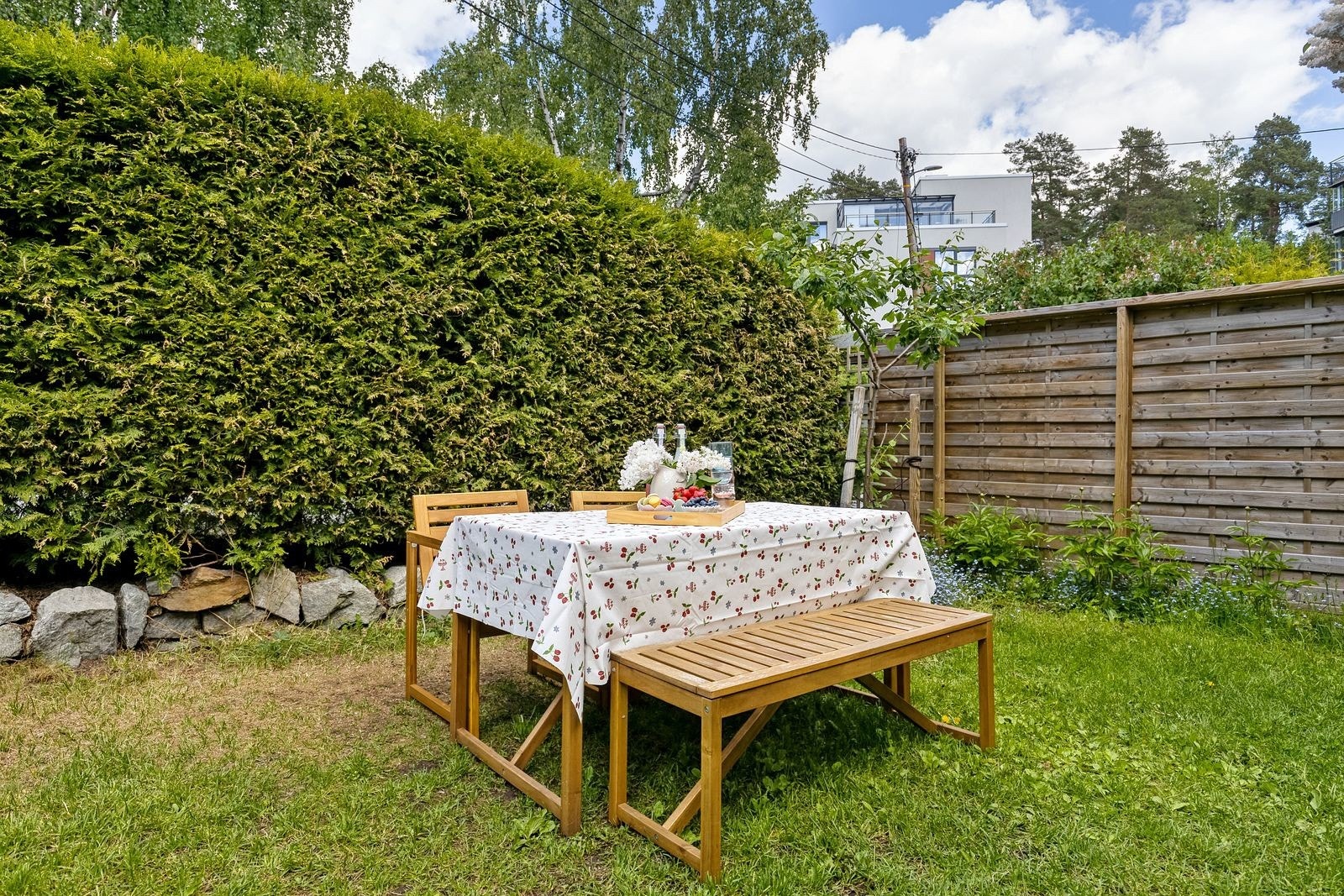 Her er det bare å nyte herlige dager og kvelder i naturskjønne omgivelser. Galleribilde