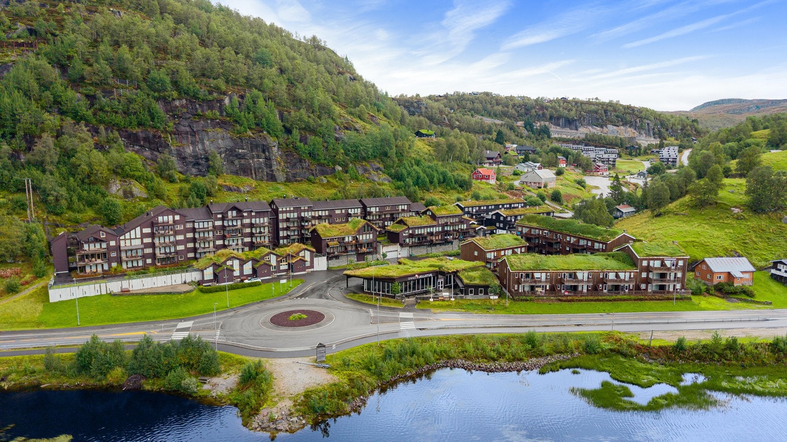 Velkommen til Sinnes Terrasse - Leilighet med stor terrasse og 2 soverom Galleribilde