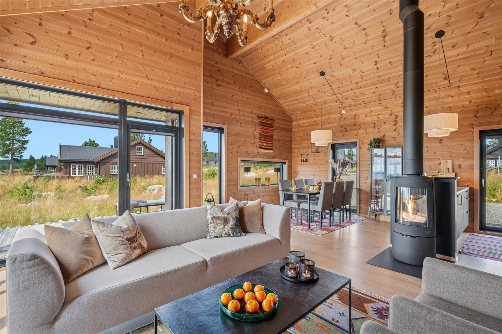 Vedovnen er strategisk plassert og byr på både varme og hygge! Galleribilde