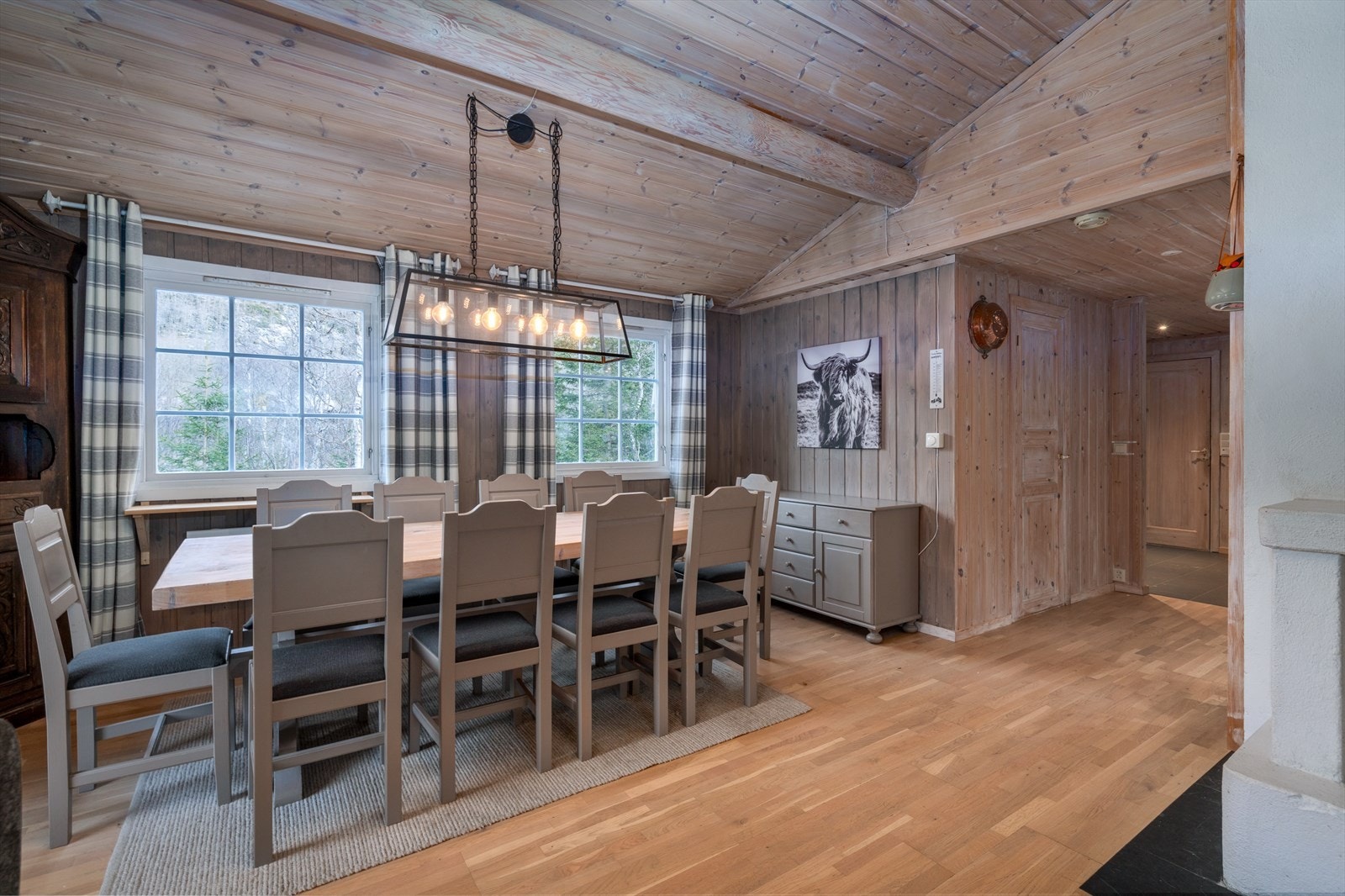 Fra stue sett mot gang. Galleribilde