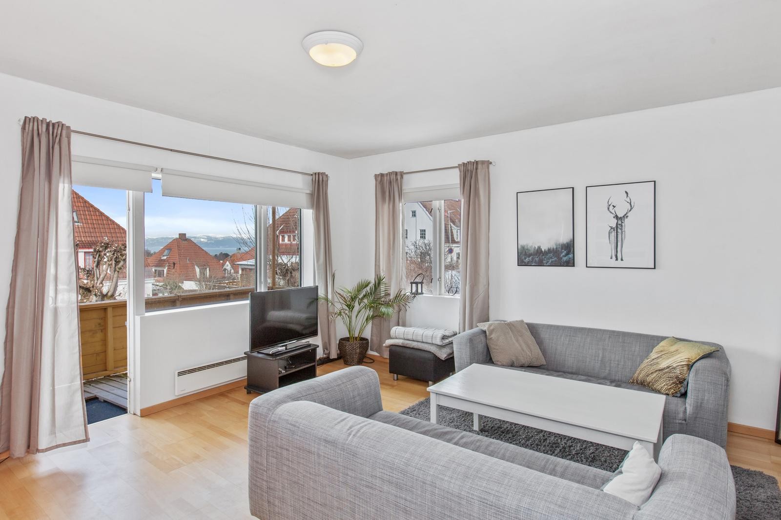 Den indre stuesonen har tidligere også blitt benyttet som et tredje soverom. Galleribilde