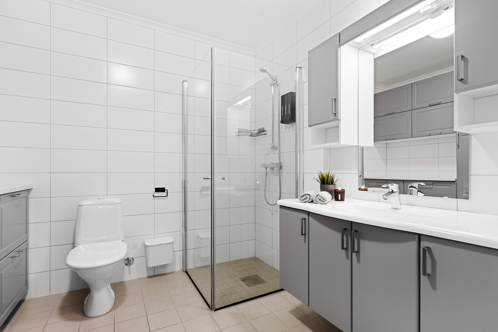 Badet har varmekabler i gulv. Galleribilde