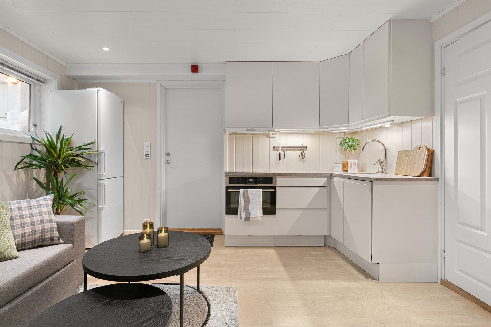 Flott og velholdt 2-roms selveierleilighet med gangavstand til "alt".