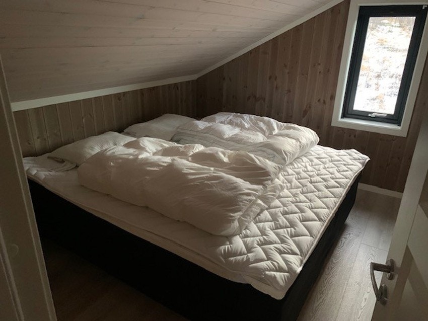 På loftet er det ytterligere to soverom som gir plass for familie og gjester. Galleribilde