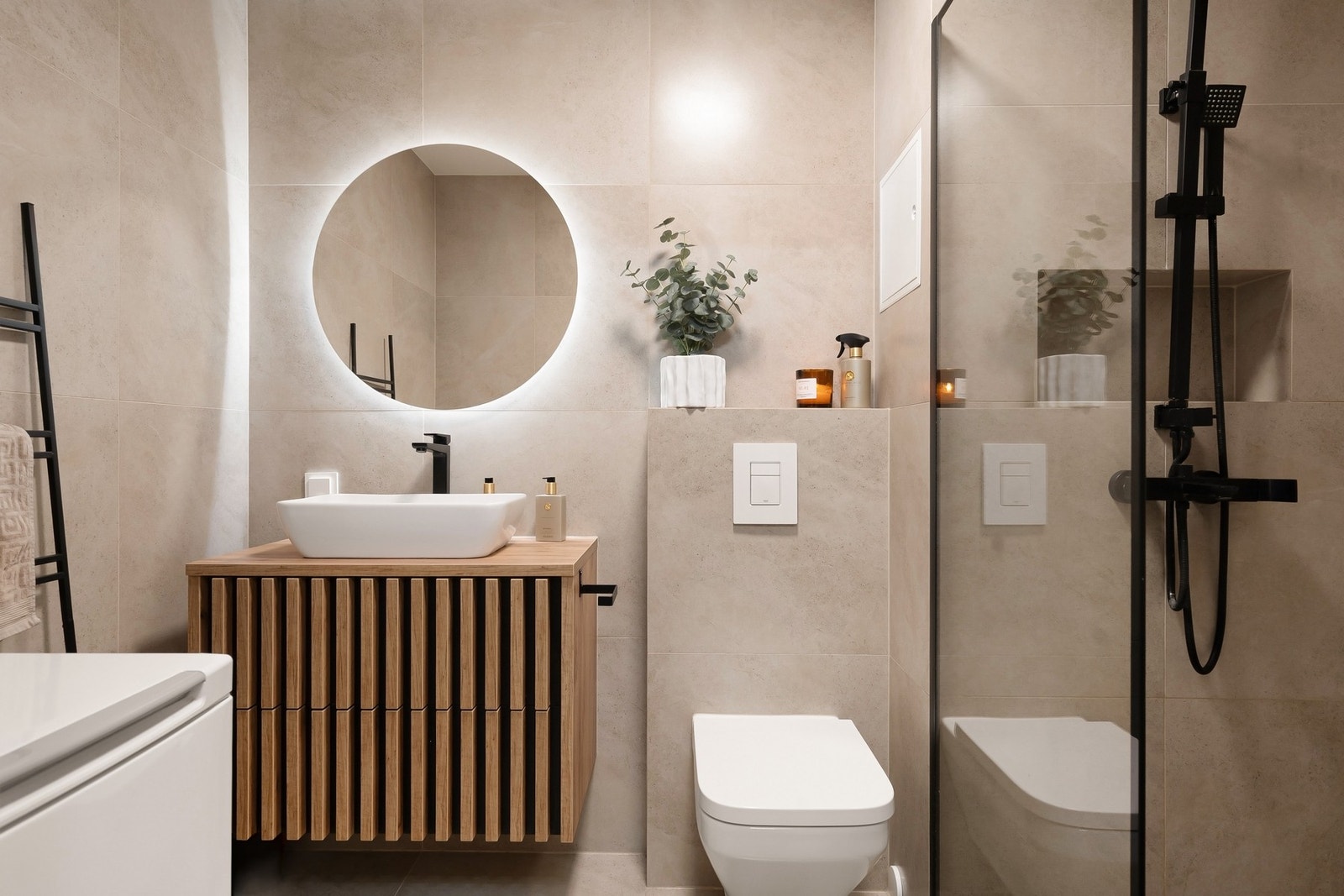 Stilig bad/vaskerom pusset opp i 2022. Galleribilde