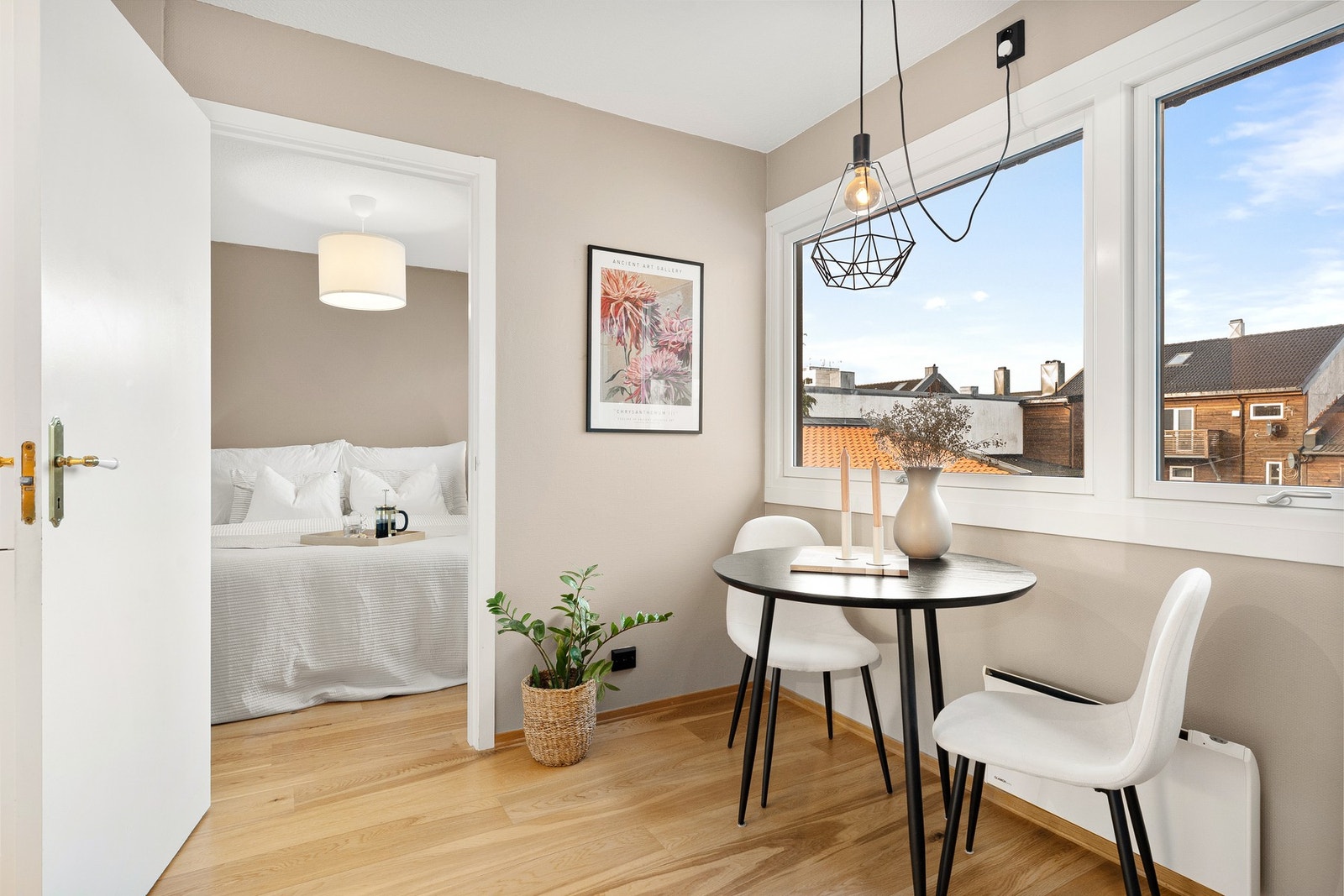 Spiseplass på kjøkken Galleribilde