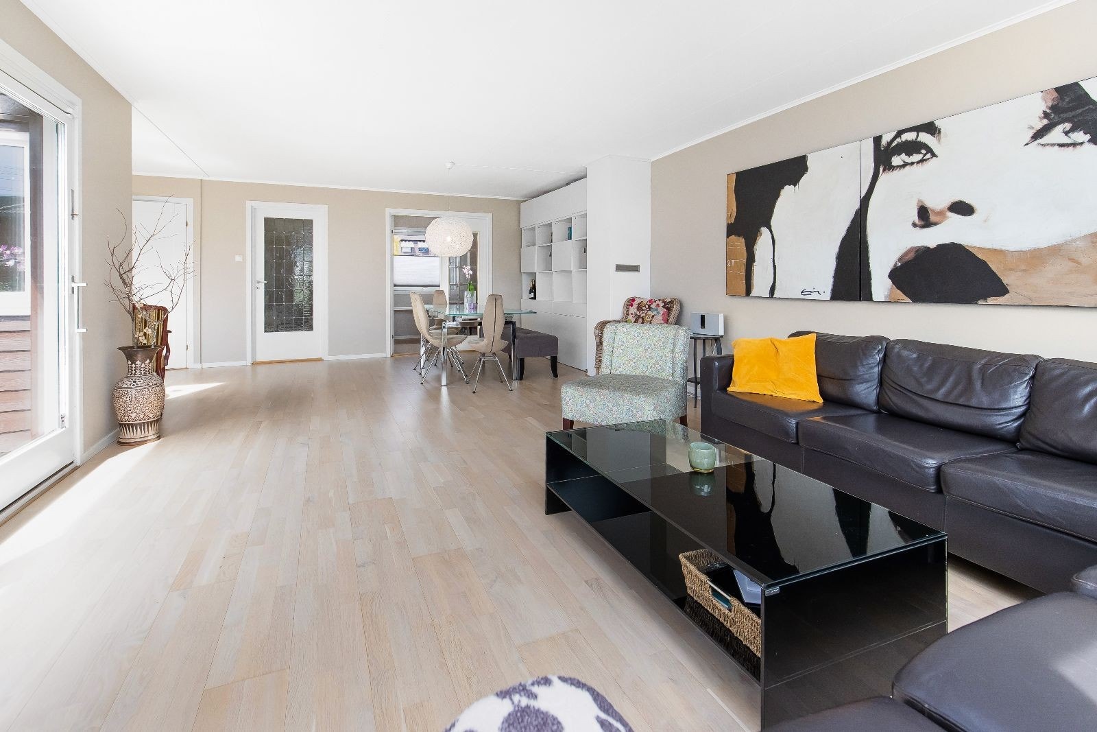 Store åpne rom og en god planløsning Galleribilde