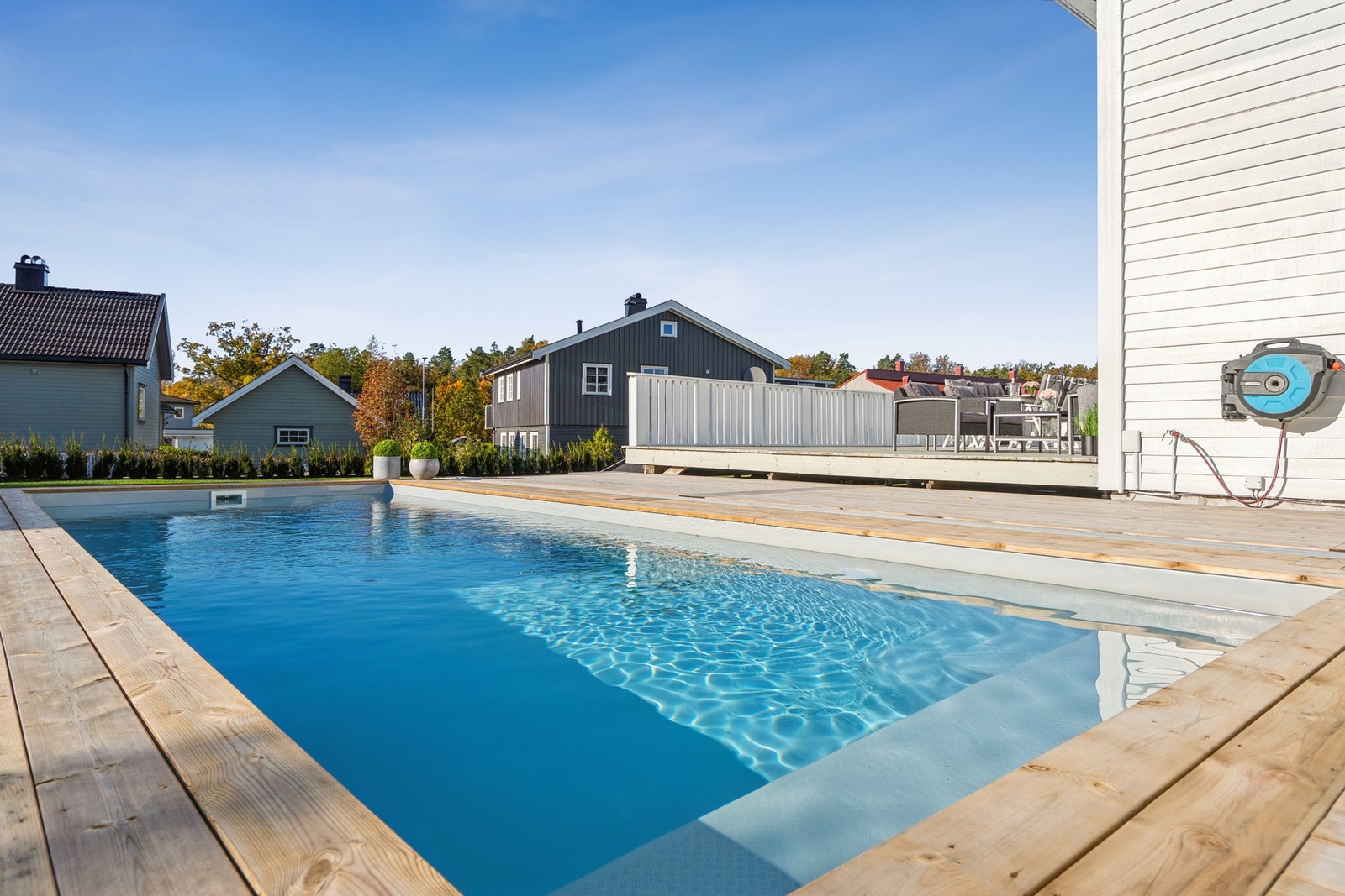 Svømmebasseng- velkommen til visning! Galleribilde