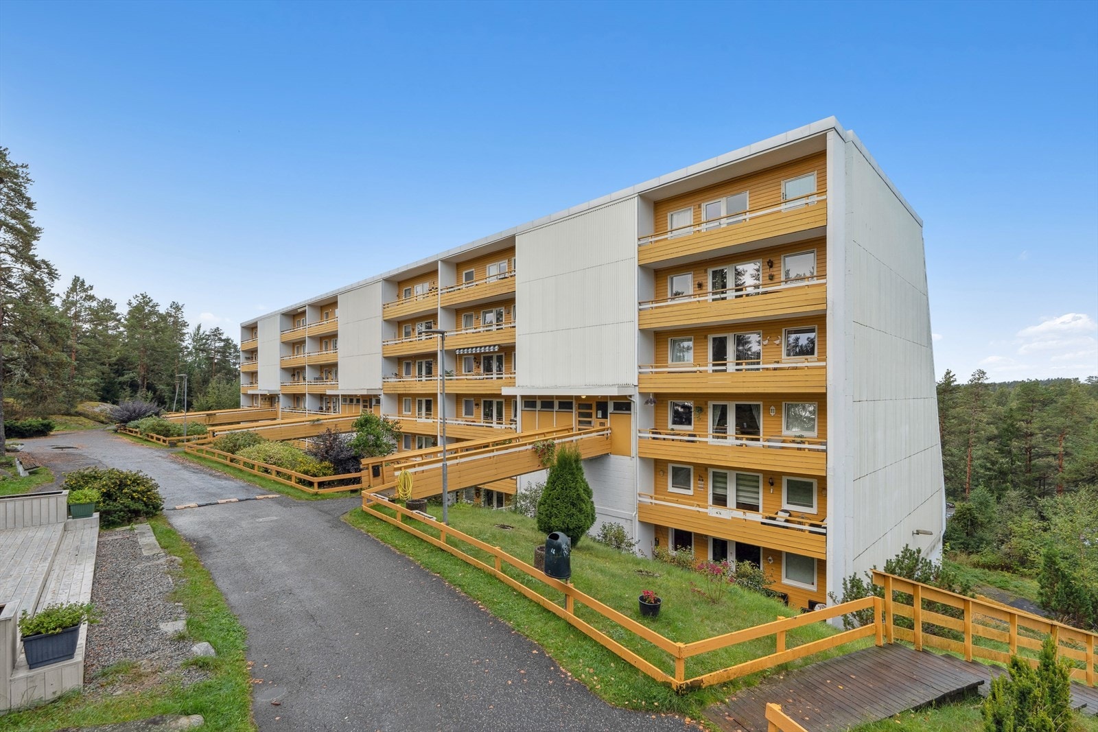 Eiet fellestomt for sameiet på ca. 33 659 kvm. Galleribilde