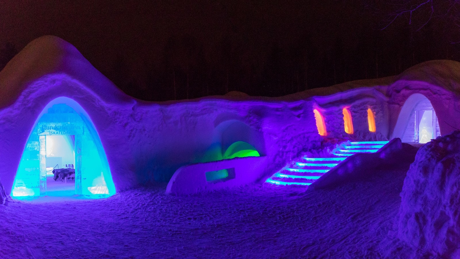 Fra Hunderfossen Galleribilde