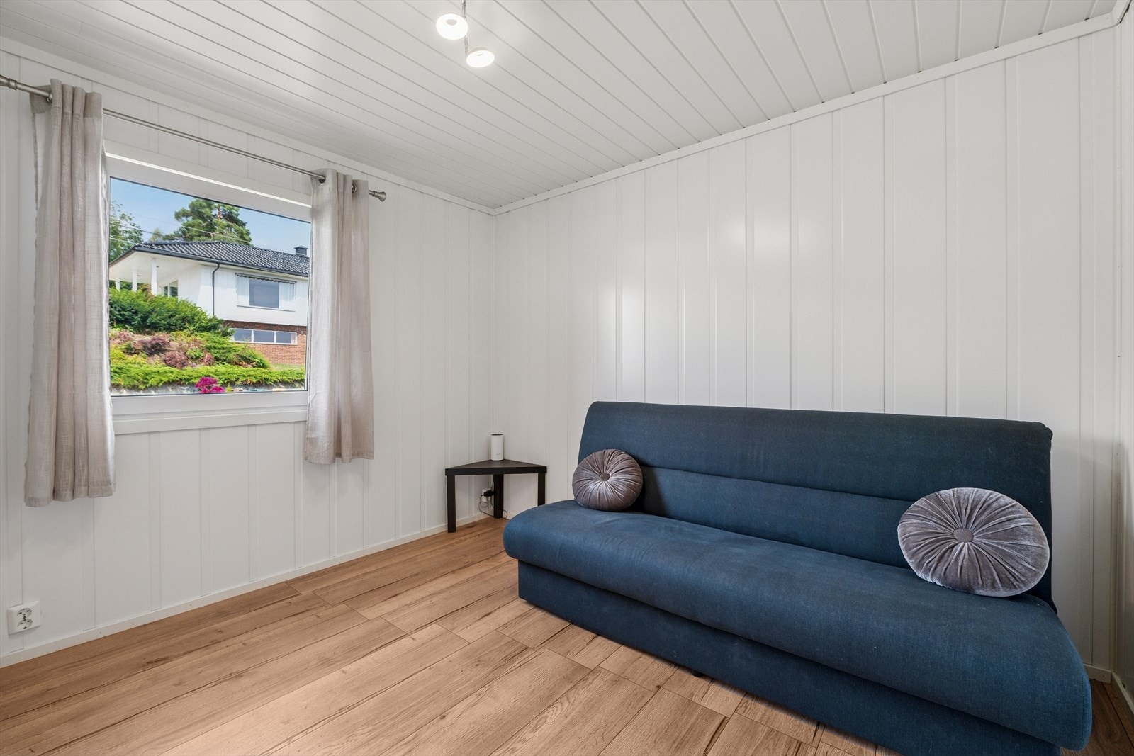 Soverom to kan innredes som gjesterom, med plass til sovesofa og øvrig møblement. Galleribilde