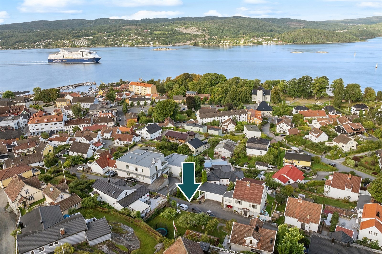 DNB Eiendom ved Joachim Norum Larsen presenterer ubebygd tomt beliggende i Fjellveien 13 Galleribilde