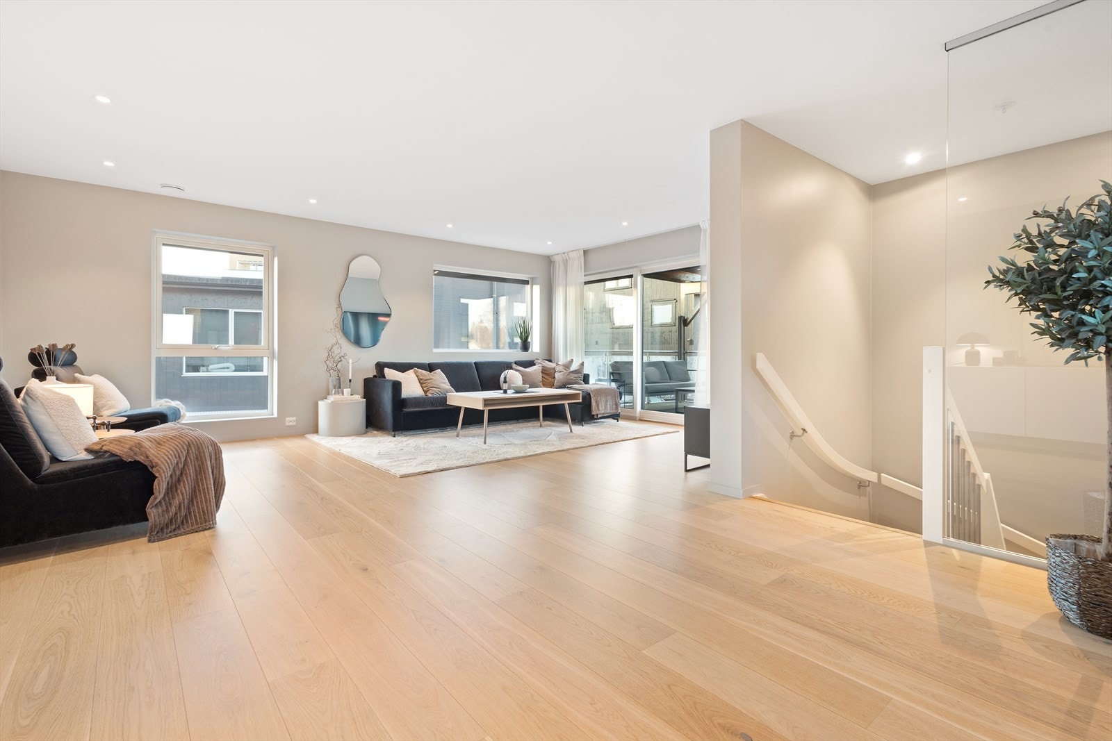 Downlights i tak og varmepumpe installert. Galleribilde