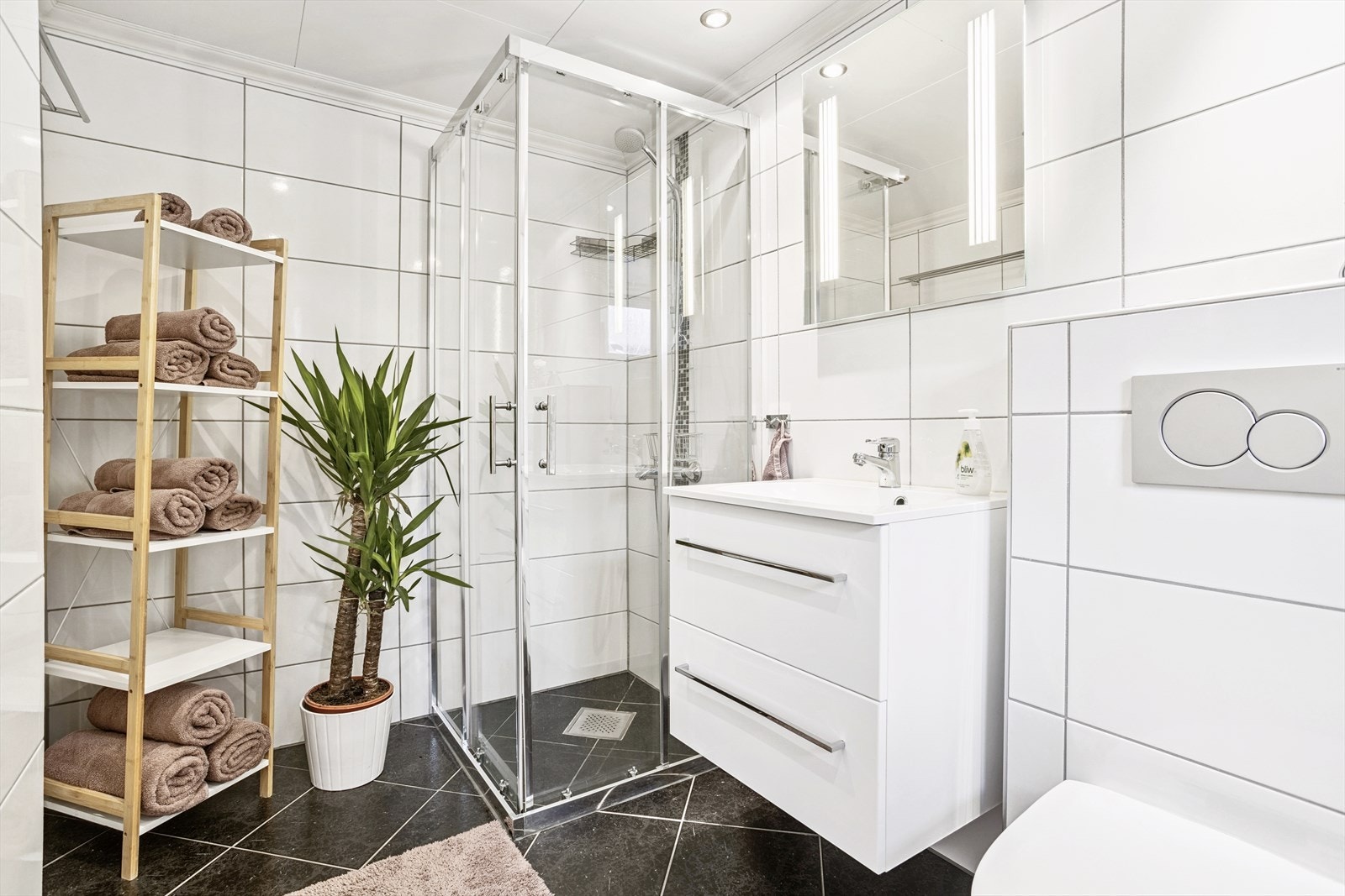 Pent lyst bad. Galleribilde