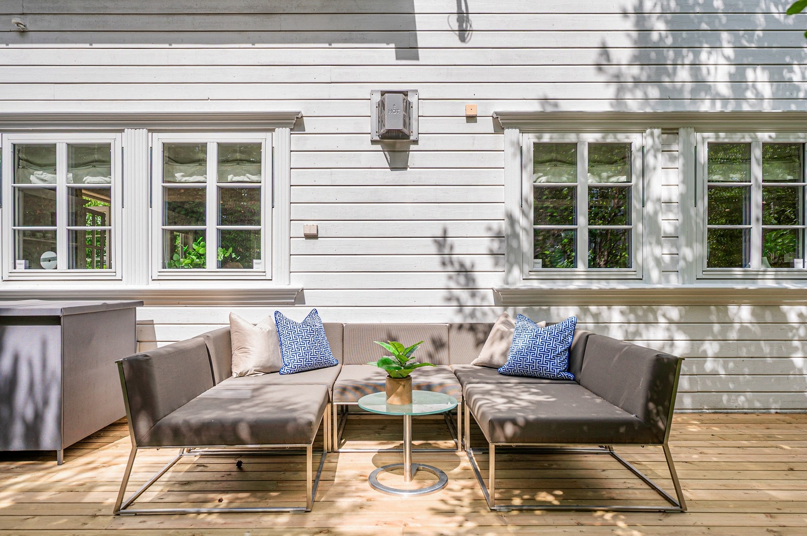 Terrasse. Galleribilde