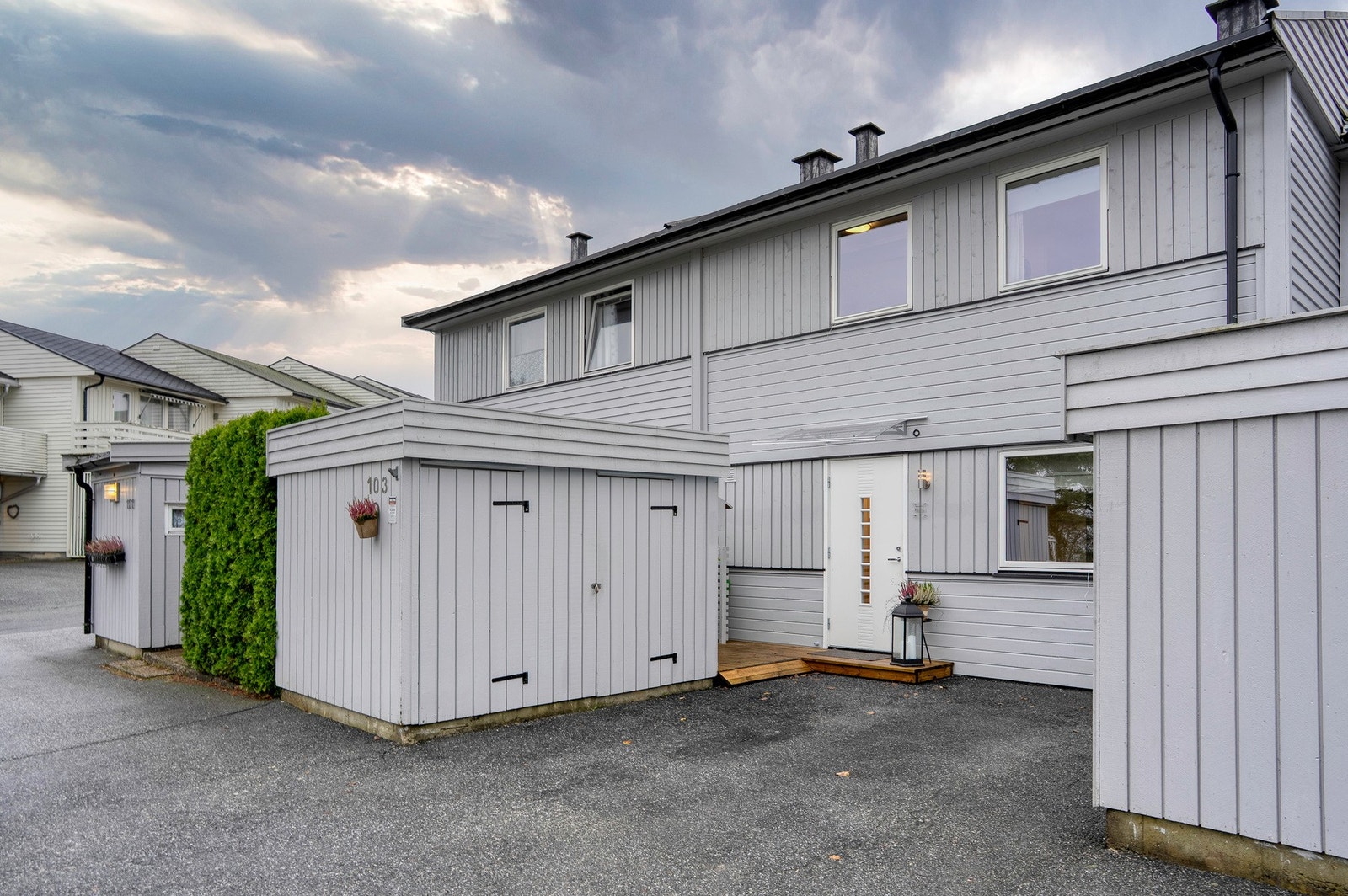 Parkering på egen tomt og i garasje Galleribilde