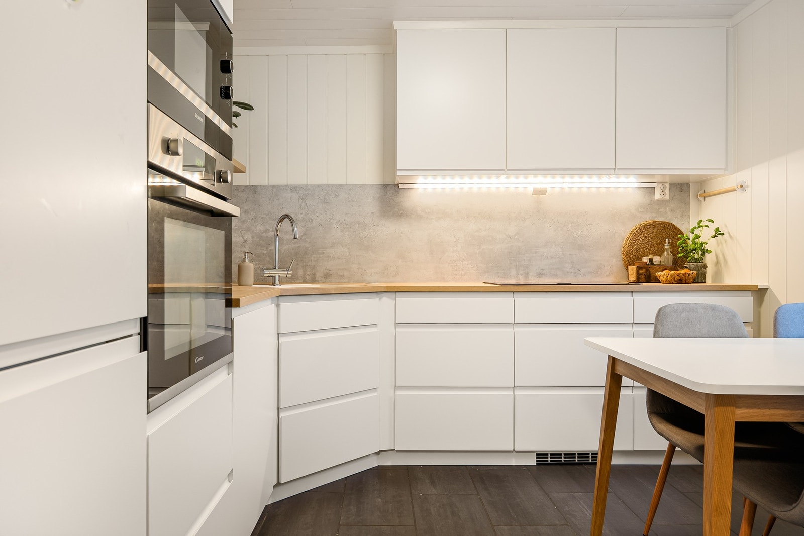 Stilren kjøkkeninnredning fra Kvik (2023) Galleribilde