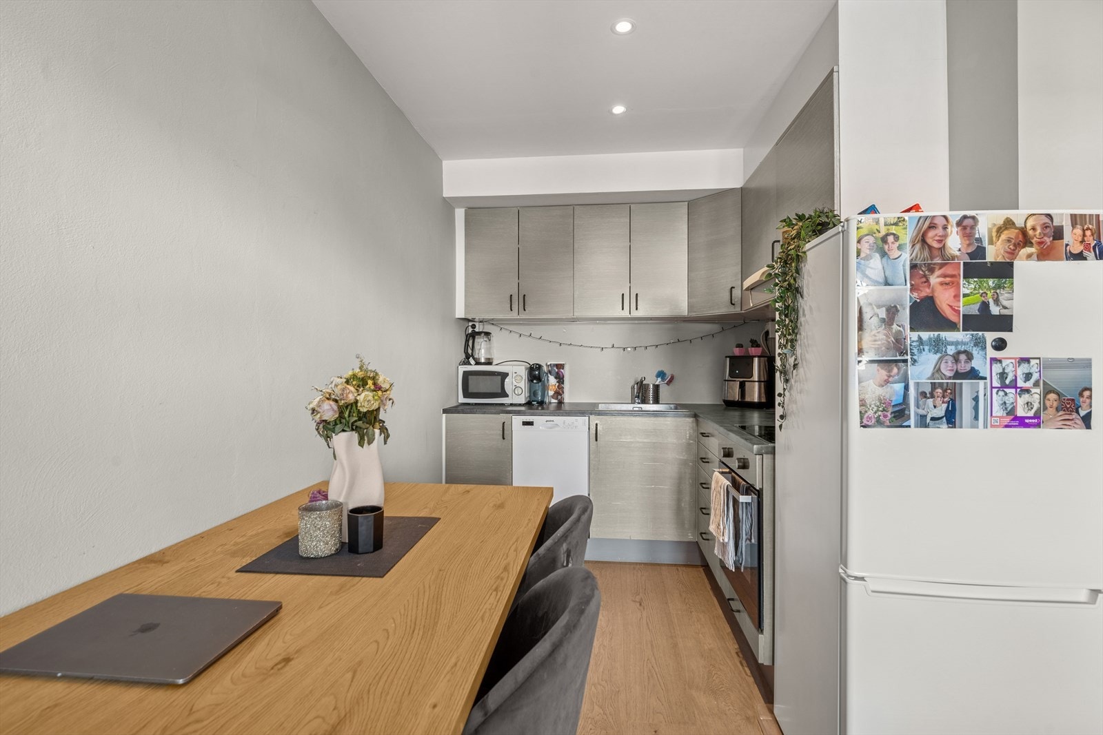 Hele leiligheten ble pusset opp i 2023. Galleribilde