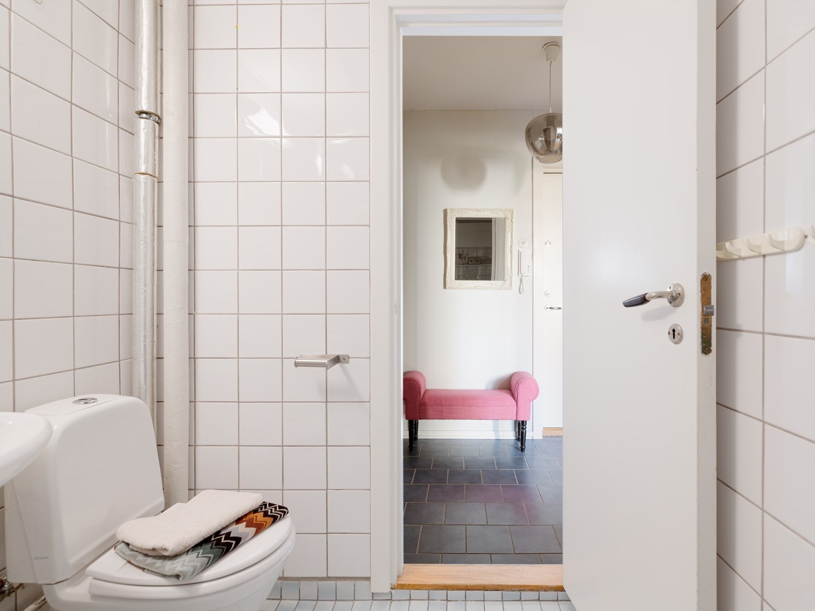 Her kan man flytte inn i en leilighet preget av rolige omgivelser og et godt bomiljø. Galleribilde