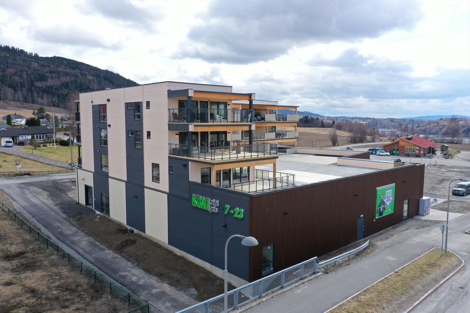 Dronebilde av boligkomplekset. Galleribilde