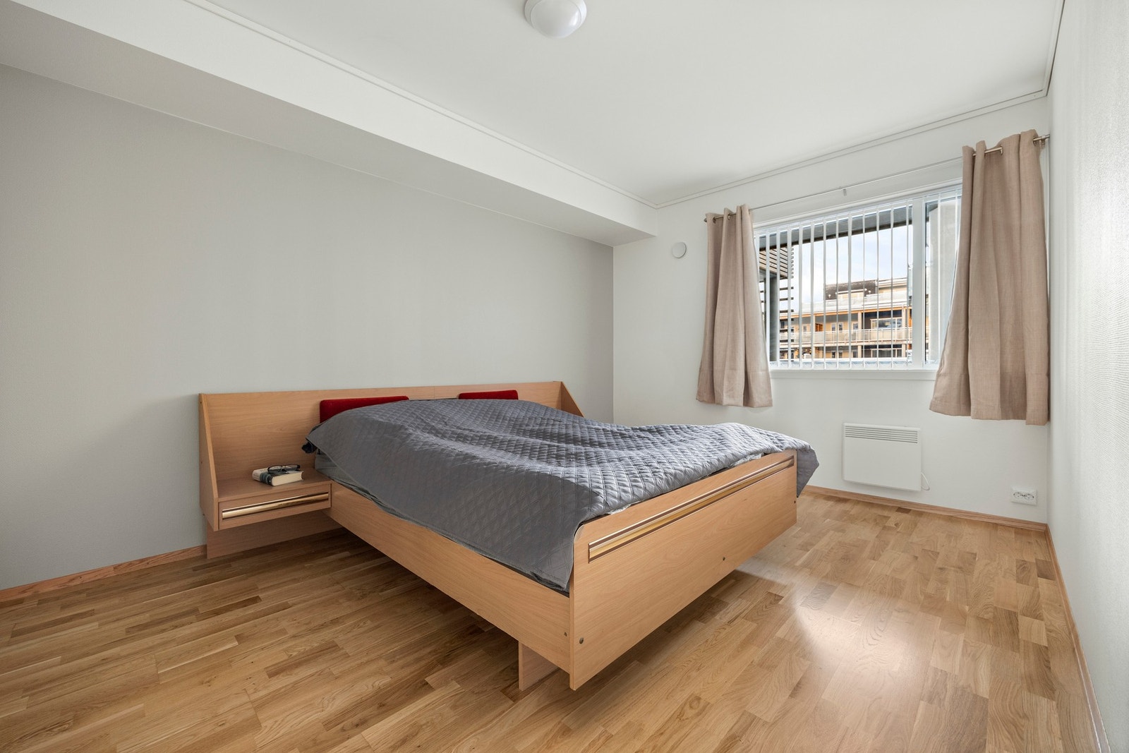 Hovedsoverom - ca 14 kvm. Galleribilde