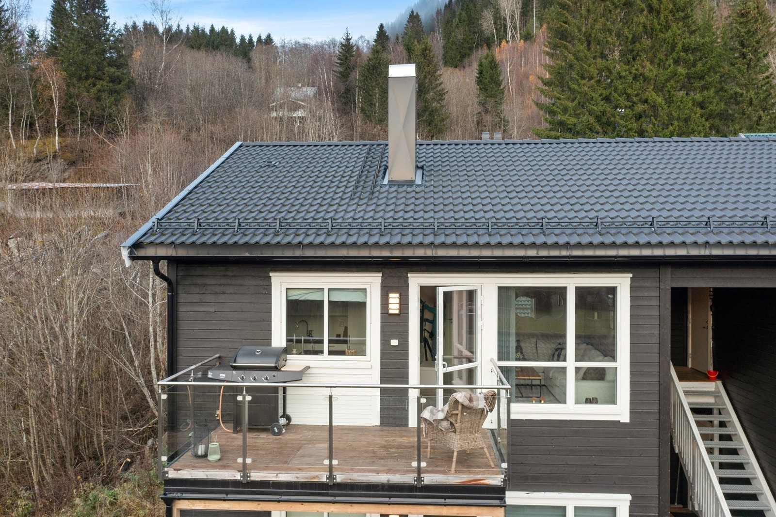 Fra balkongen har man nydelig utsikt. Galleribilde