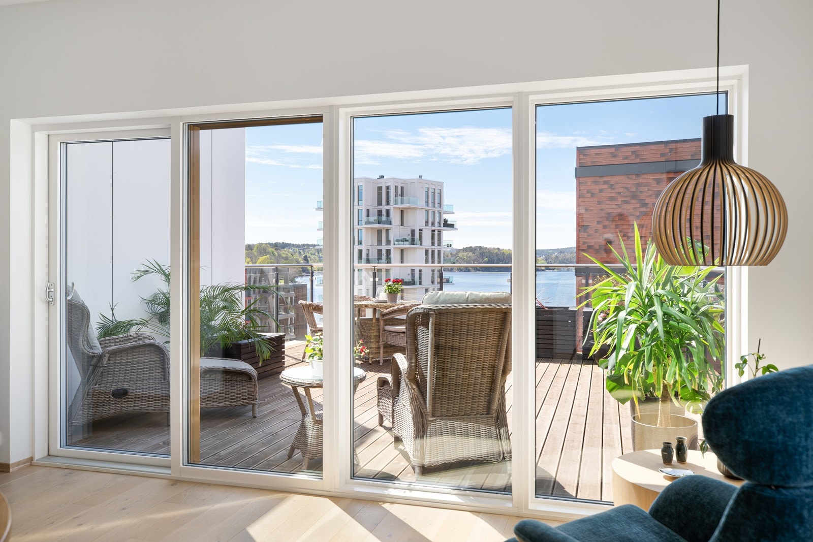 Utsikt fra lesekrok Galleribilde