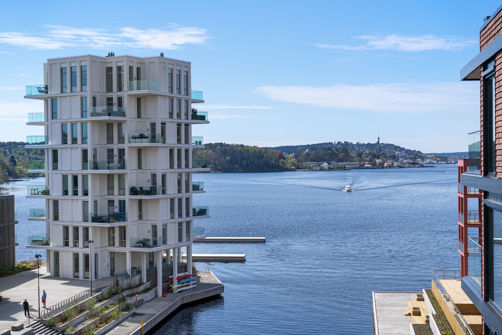 Utsikt over "Lille Pollen" inn Tromøysund og mot Skilsø og Kolbjørnsvik Galleribilde