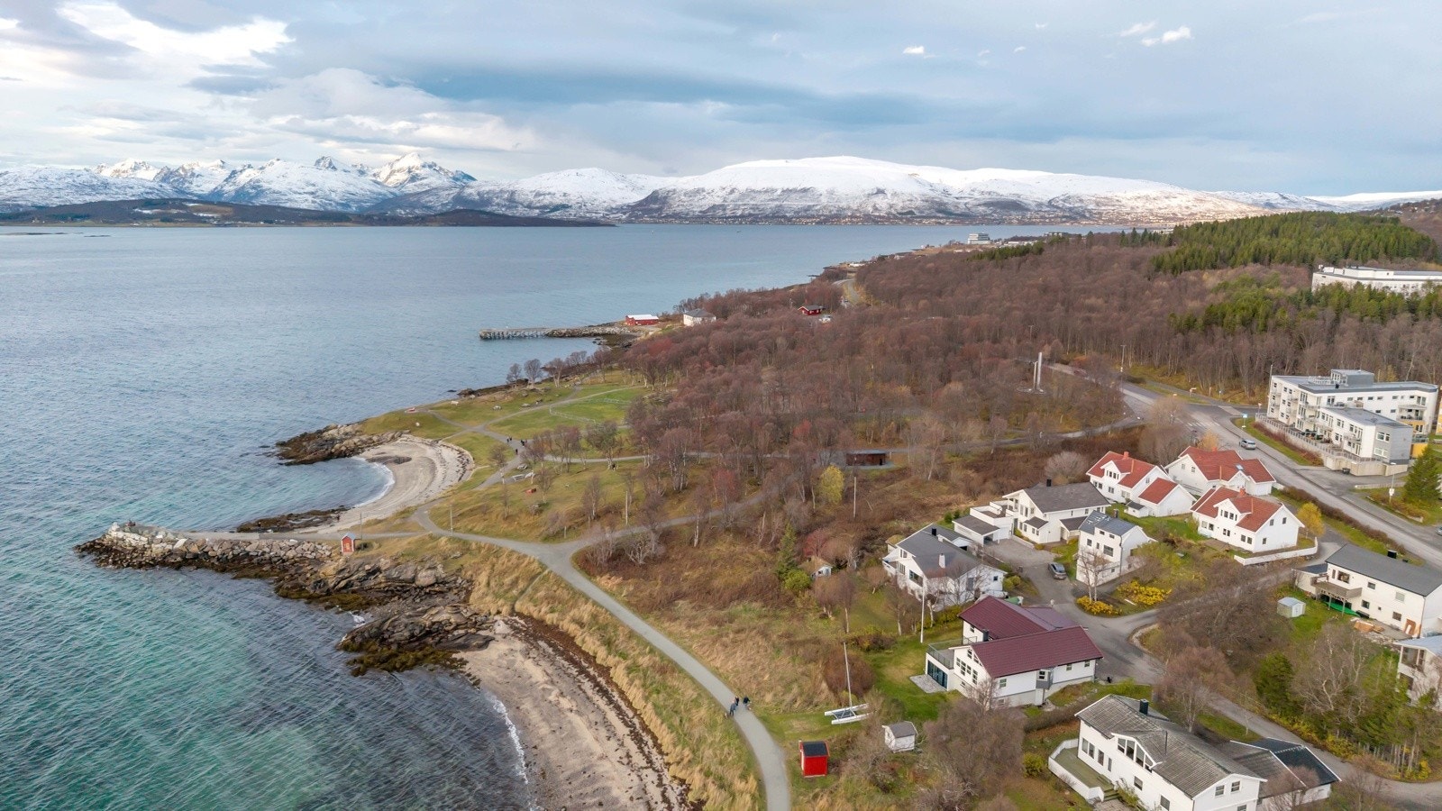 Storhaug + Partnere AS har gleden av å presentere fantastiske Strandvegen 192 Galleribilde