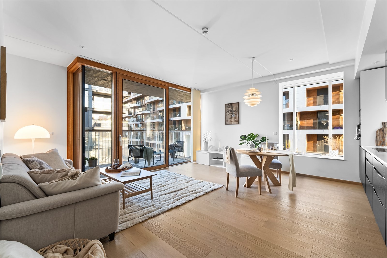 Velkommen til Operagata 77A! Boligen er presentert av Nordvik avd. Frogner ved Kristian Karlsrud Galleribilde