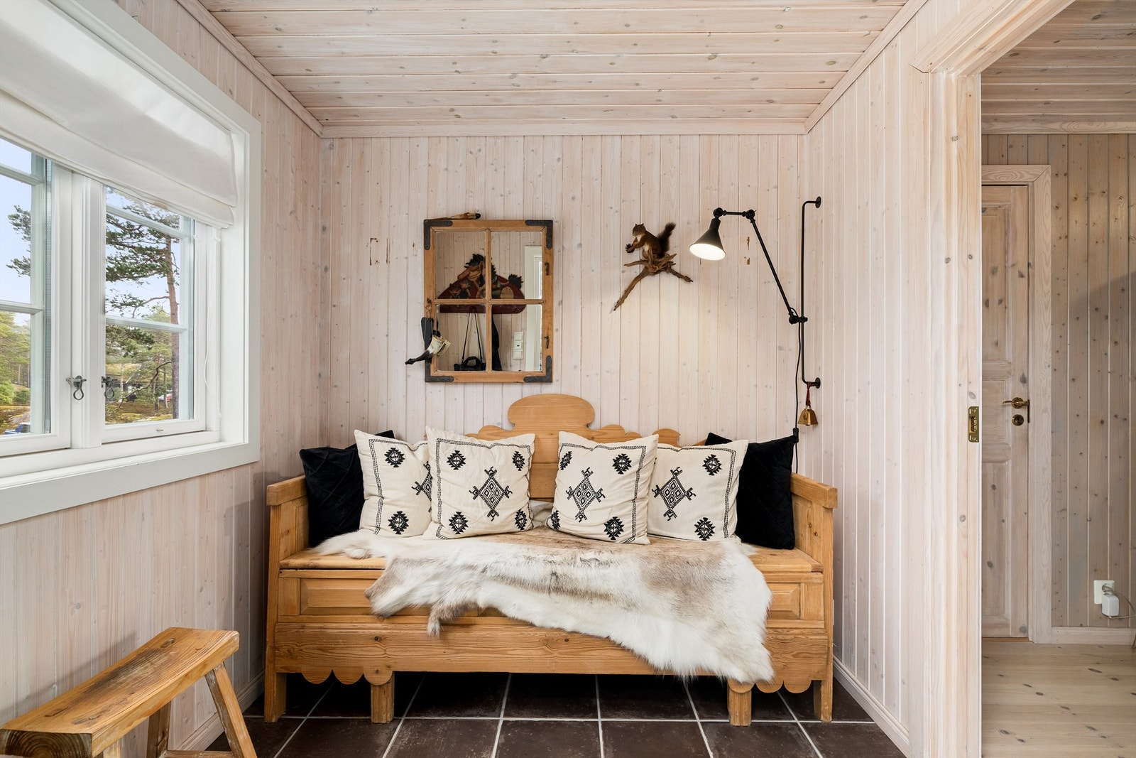 Skuvsengen i vindfanget passer perfekt. Galleribilde