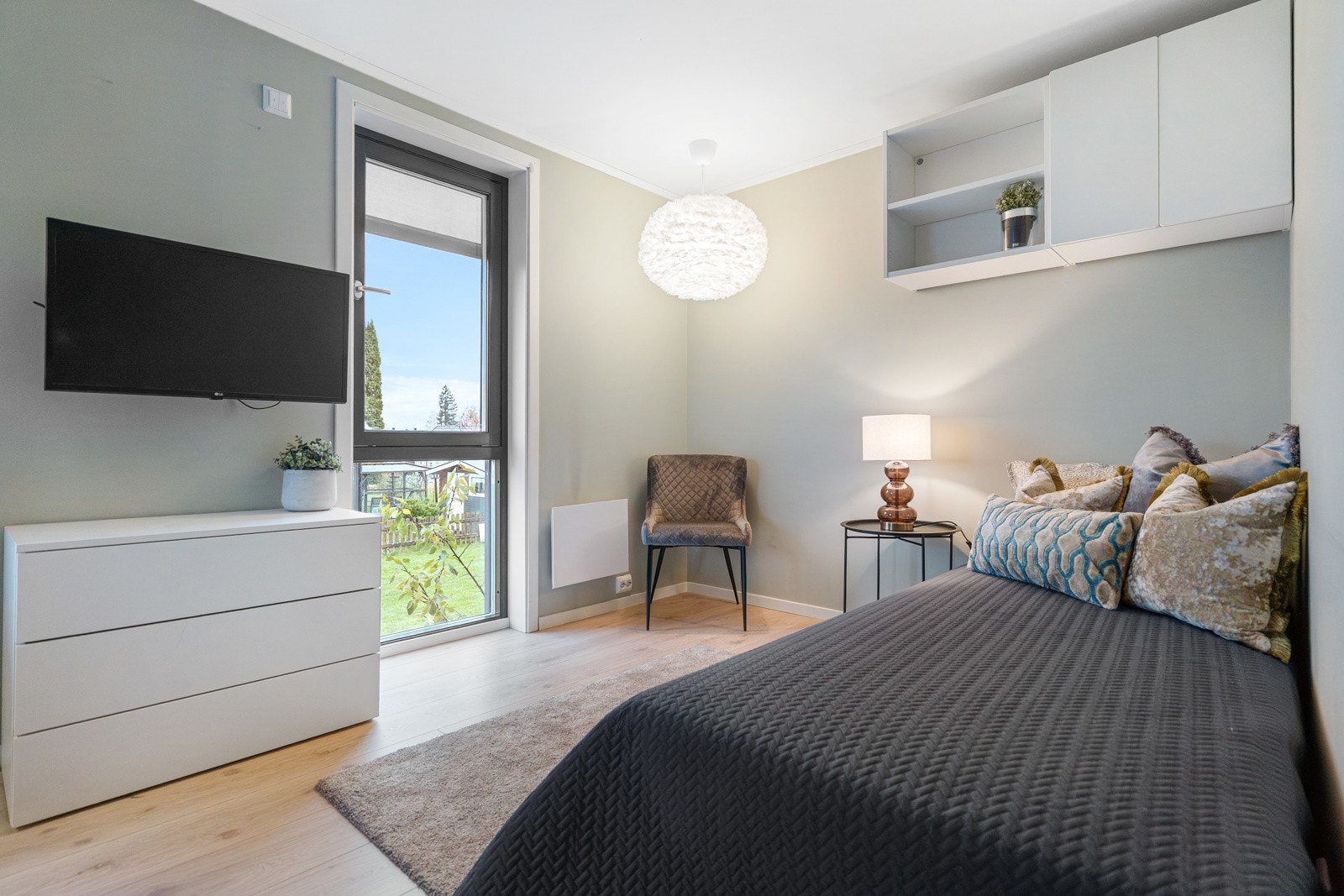 Det er ett soverom i 1.etasje. Galleribilde