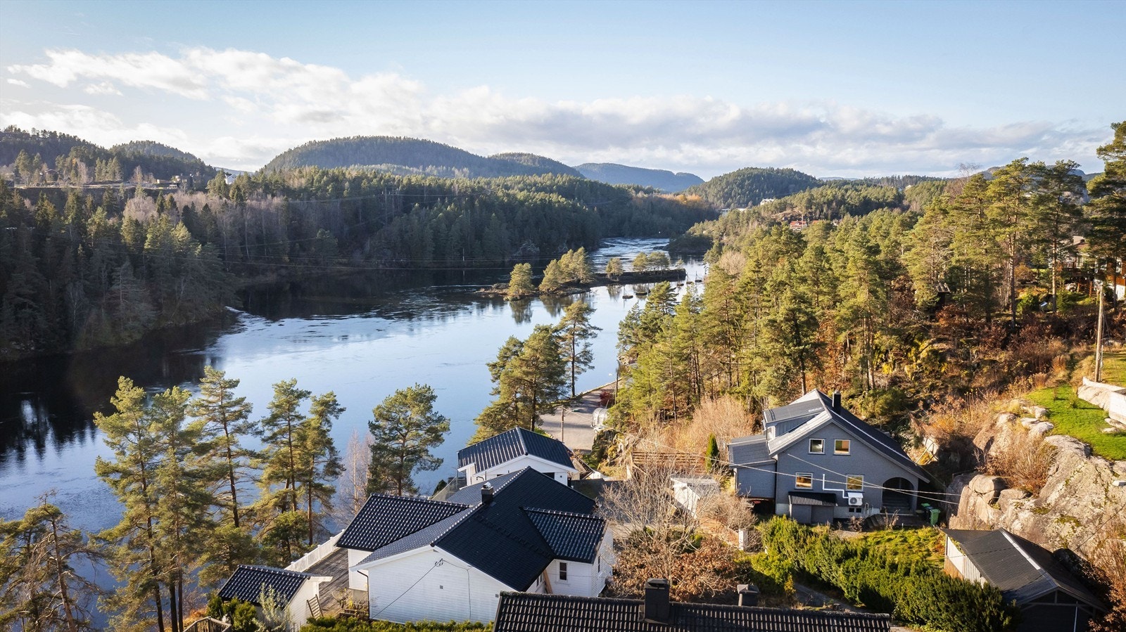 Grotsundvegen_40_003 Galleribilde