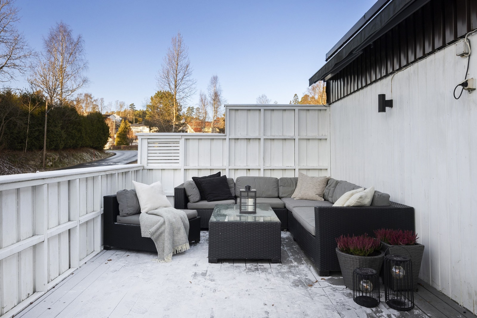 God plass til utemøblement. Galleribilde