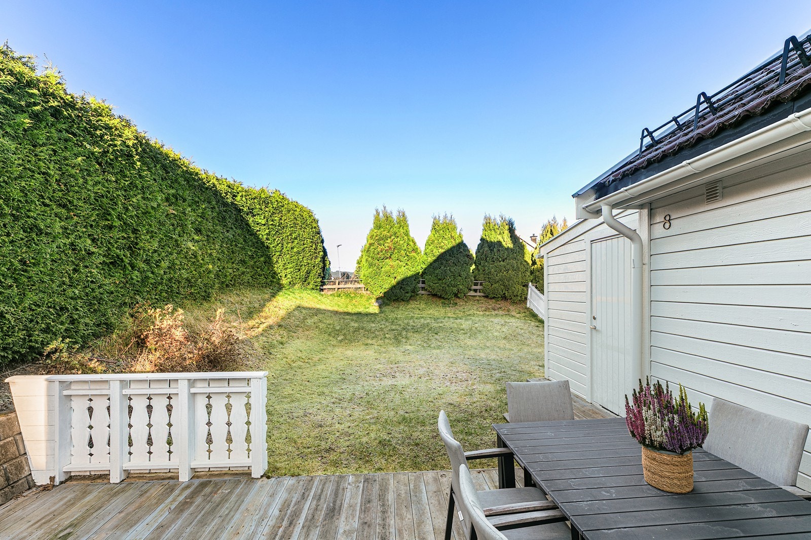 Videre er det også direkte tilgang til hagen. Galleribilde