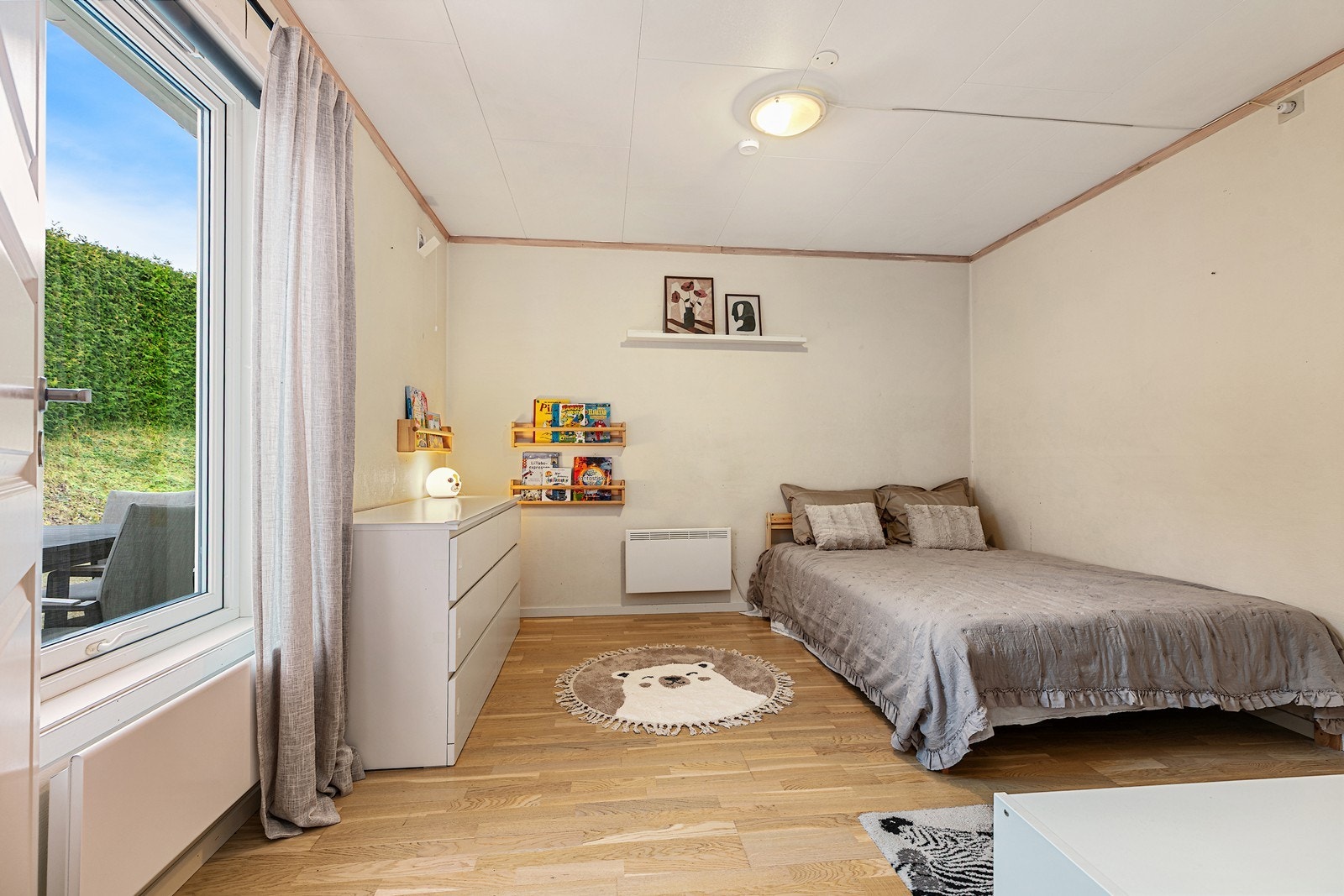 Soverom 2 - Også dette rommet er av god størrelse. Galleribilde