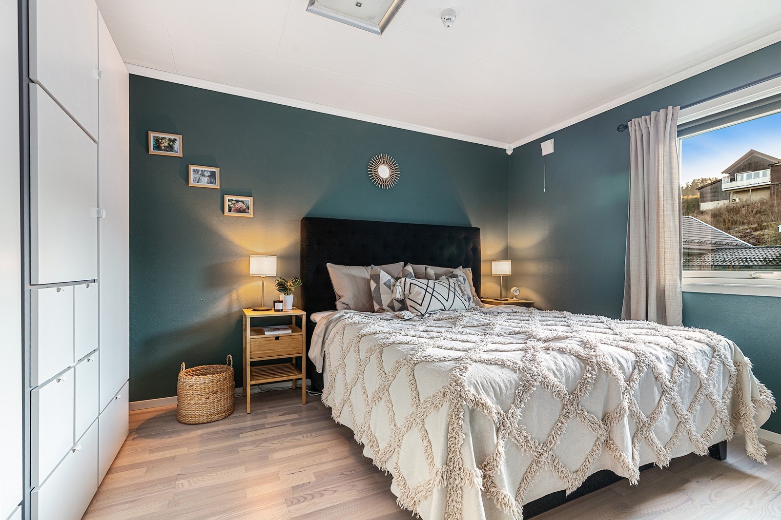 Soverom 1 - Boligen har totalt 3 soverom. Galleribilde