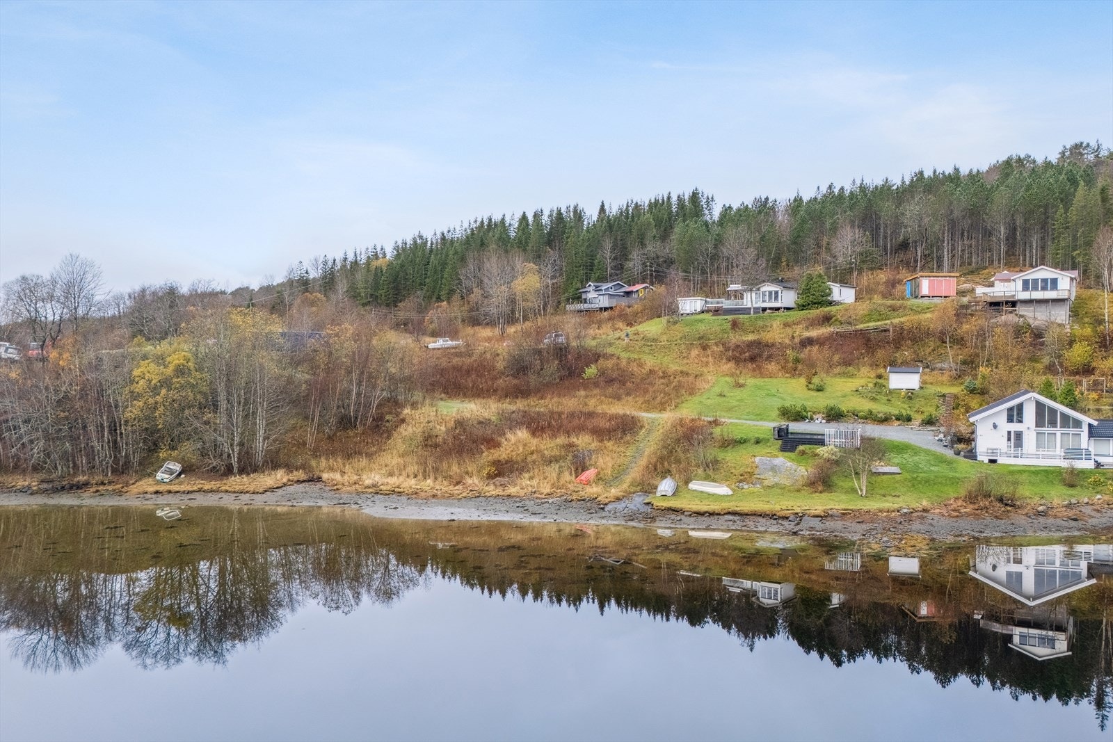 Drone og vannkanten Galleribilde