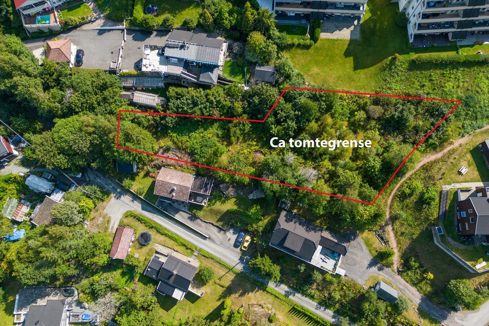 Ca tomtegrense - Se kart for eksagt grense Galleribilde