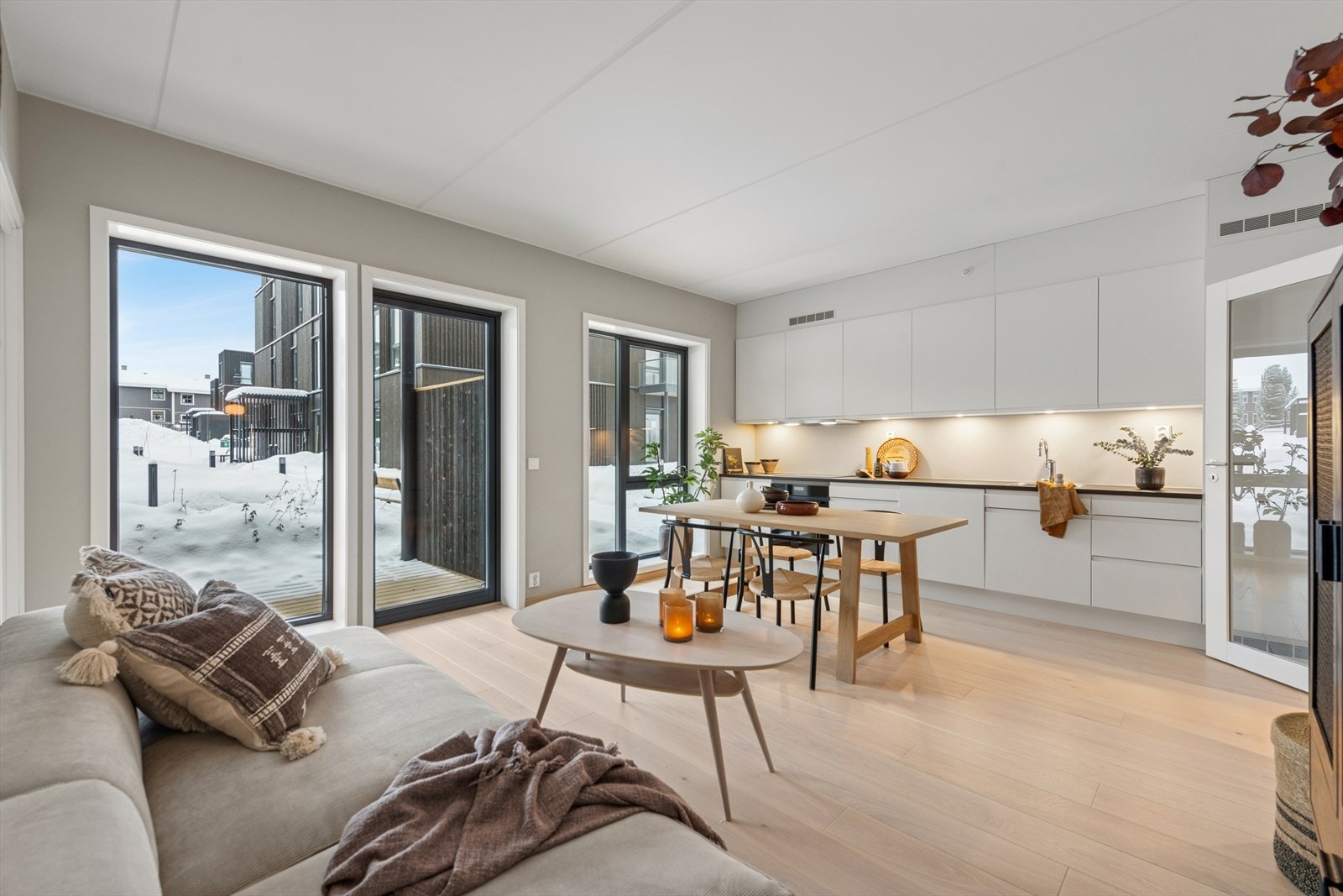 Kvalitetskjøkken fra Sigdal med integrerte hvitevarer fra Simens. Galleribilde