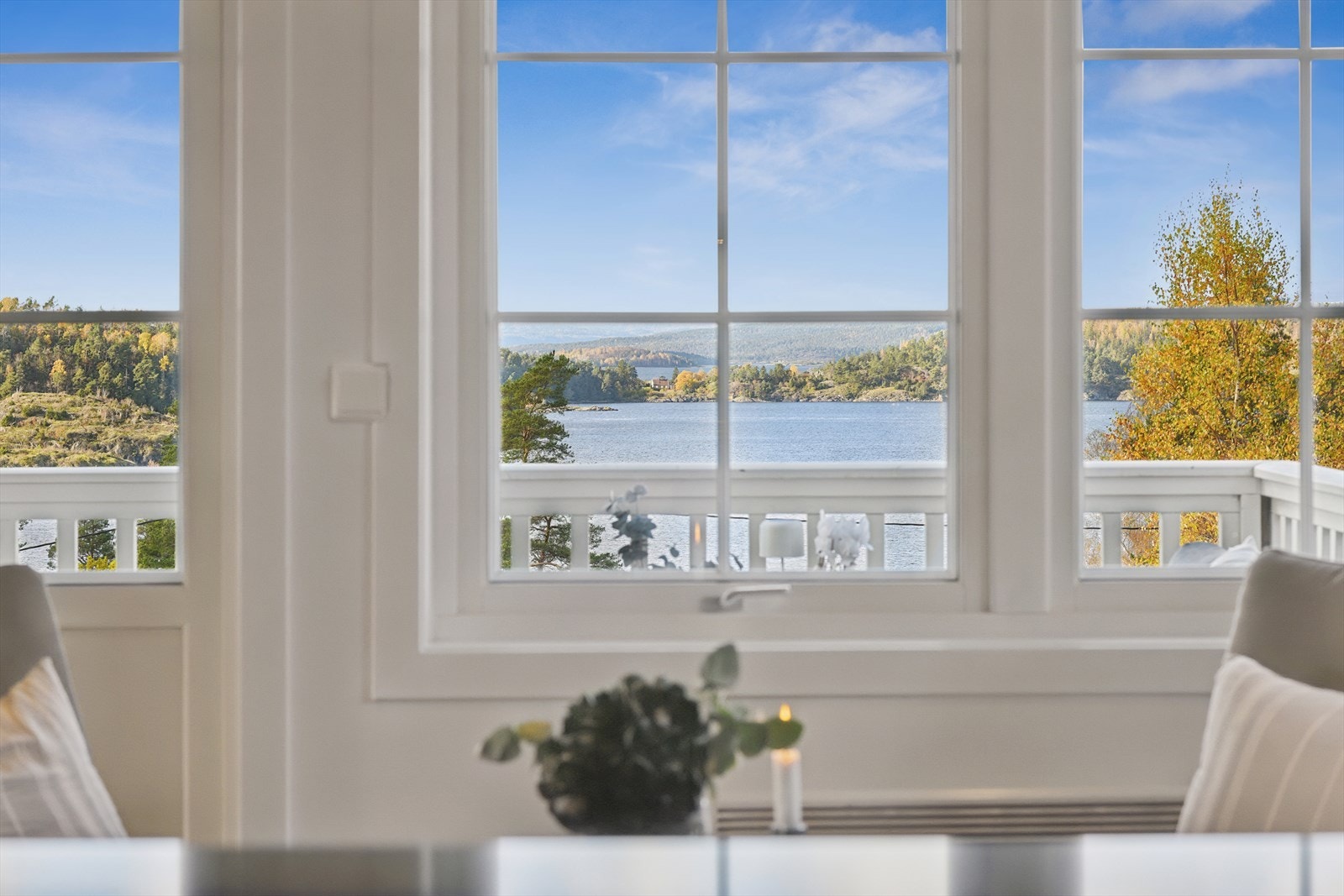 Flott og vestvendt utsikt mot Hurumland. Galleribilde