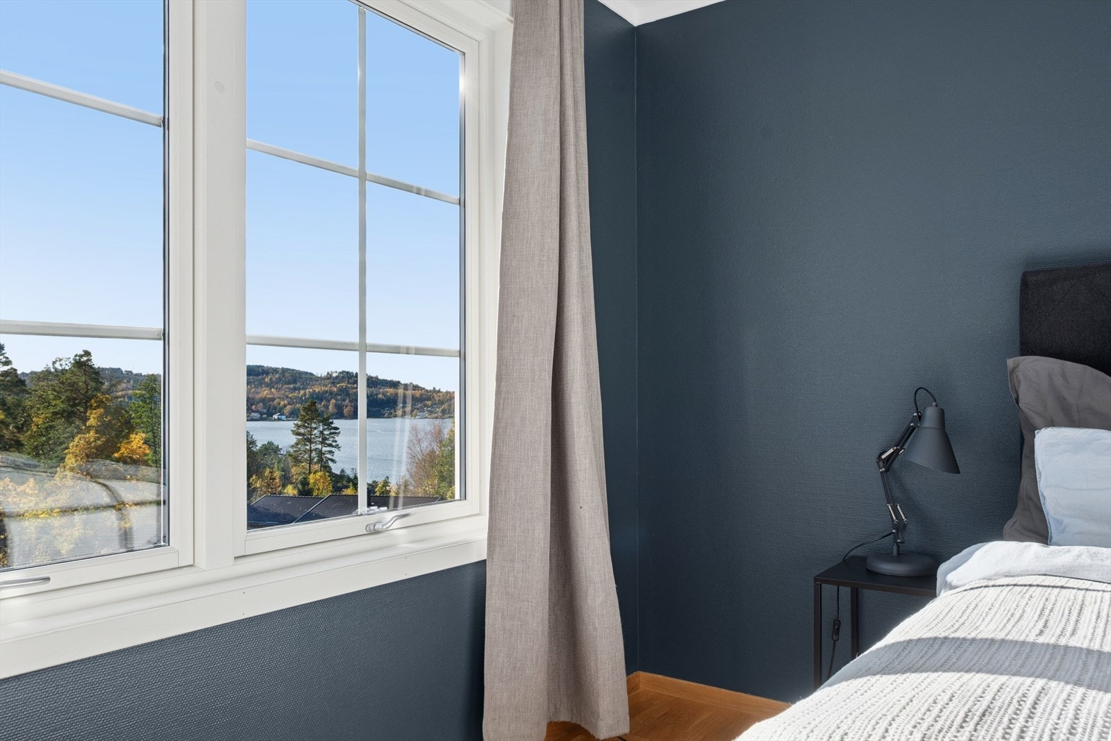 Fin utsikt fra hovedsoverommet. Galleribilde